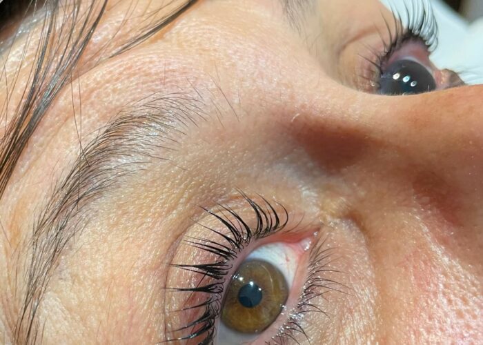 Epilation sourcils La Baule